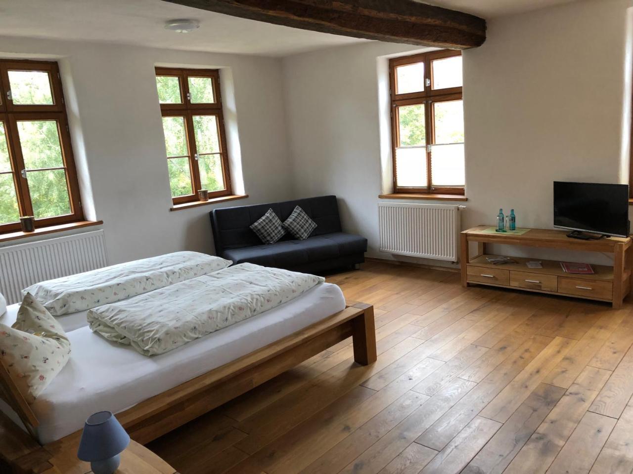 Landhaus Hui Waeller Beilstein  ภายนอก รูปภาพ